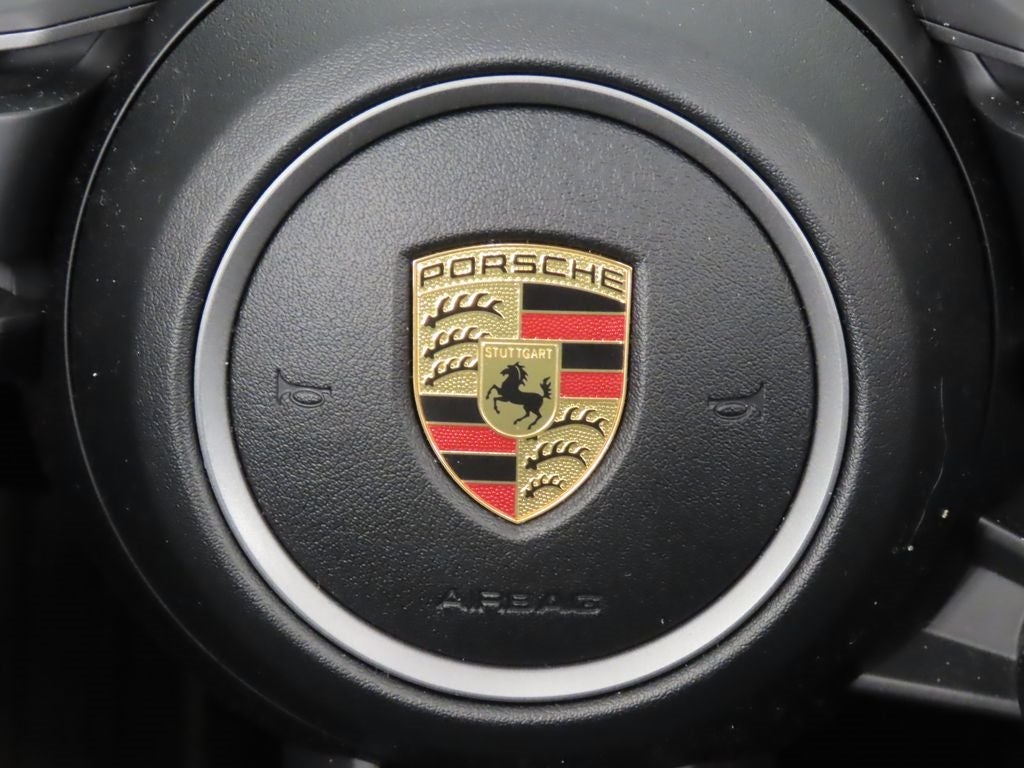 2022 Porsche 911 Carrera Cabriolet